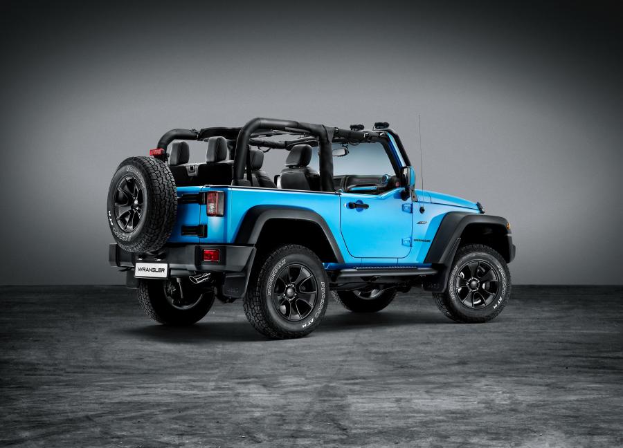  Jeep Wrangler Rubicon MoparONE Pack 2016 года  (фото 7 из 32)